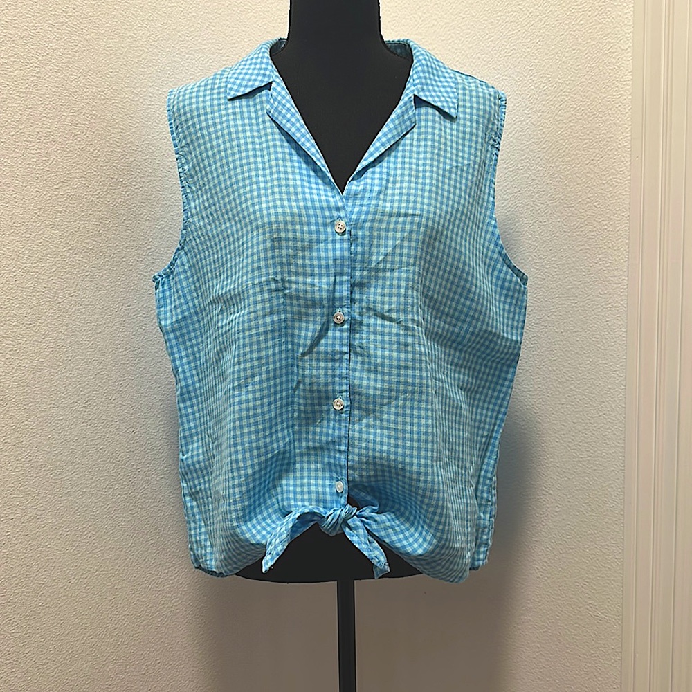 Tommy Bahama blue checkered sleeveless collar shirt